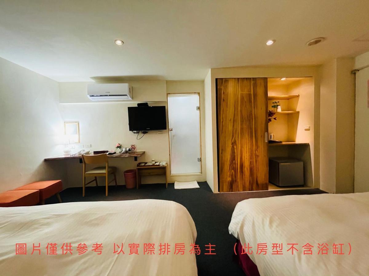 River Hotel Città di Chiayi Esterno foto