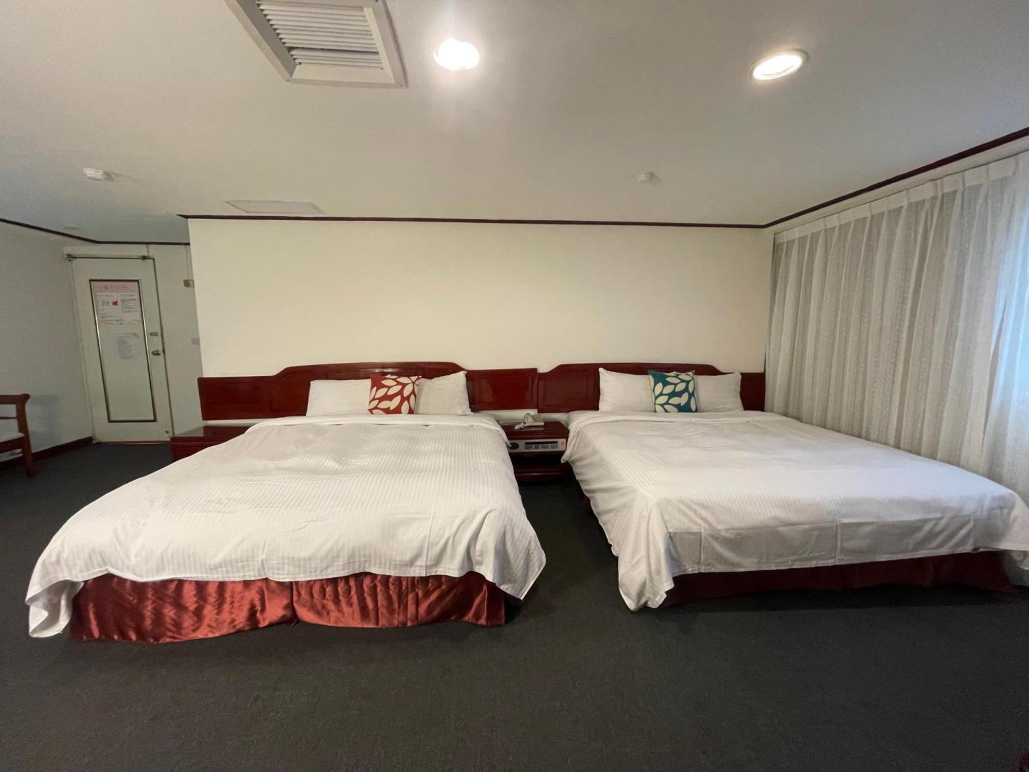 River Hotel Città di Chiayi Esterno foto